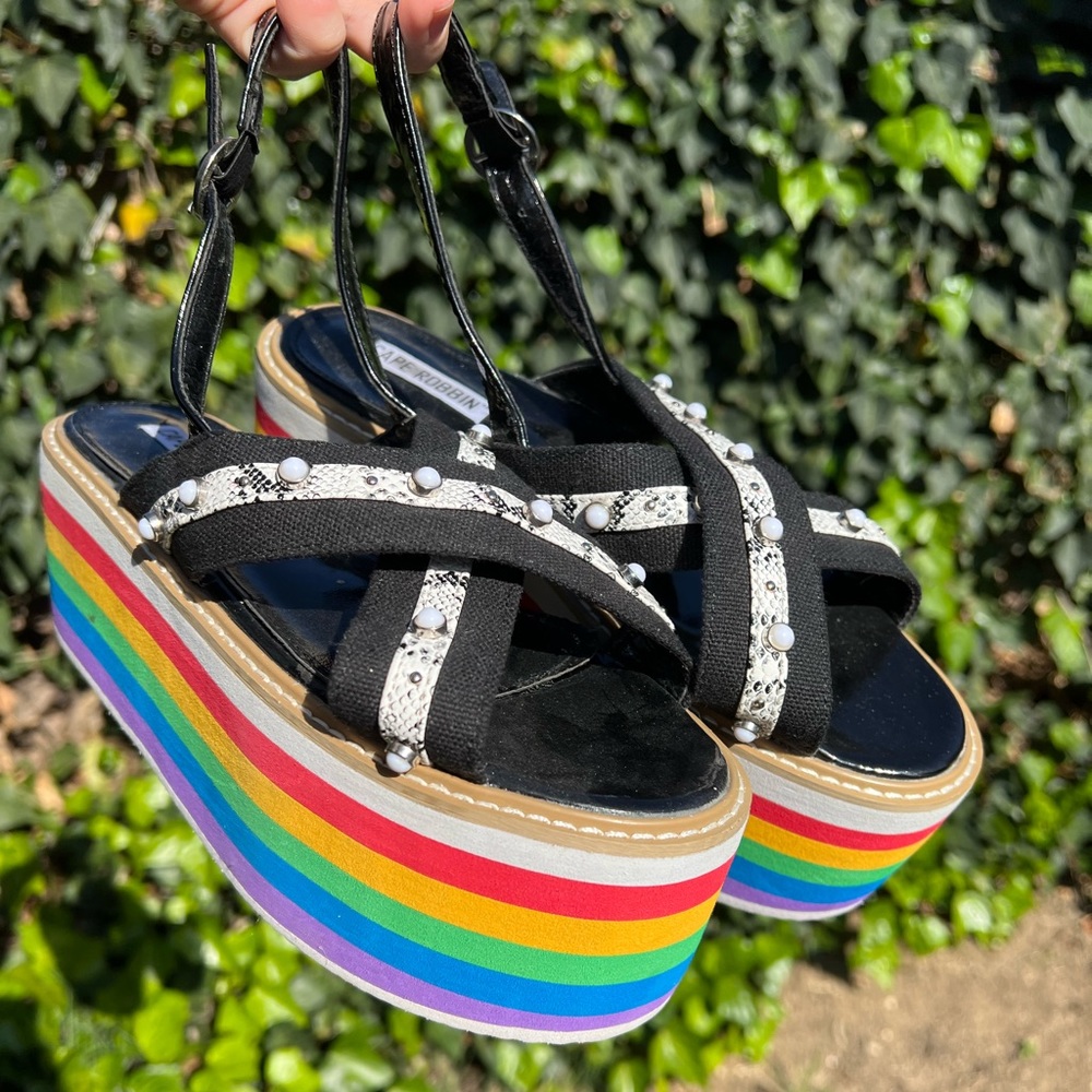 Cape Robbin rainbow platform sandals 8M